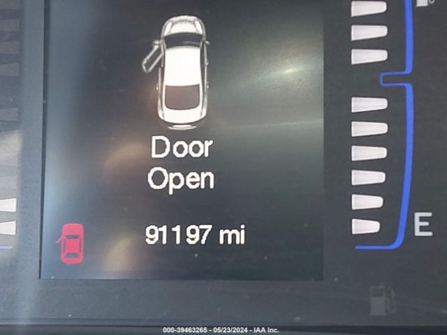 1C3CCCBB3FN748861 Chrysler 200 S