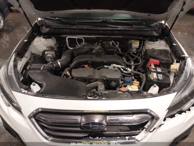 Subaru Outback 2.5i Premium 2018 4S4BSACC6J3212007 Image 10