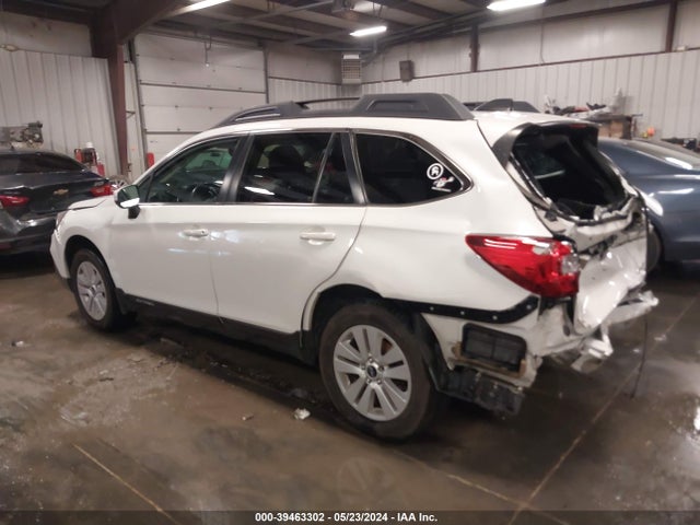 Subaru Outback 2.5i Premium 2018 4S4BSACC6J3212007 Image 3