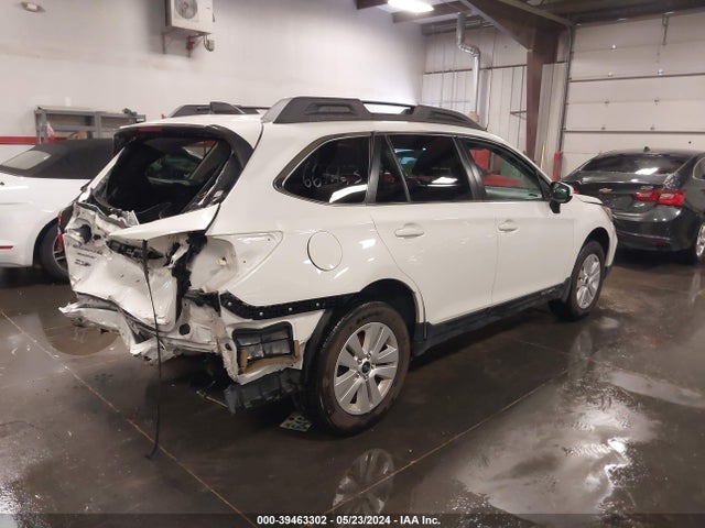 Subaru Outback 2.5i Premium 2018 4S4BSACC6J3212007 Image 4