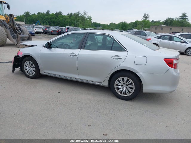 Toyota CAMRY LE 2014 4T4BF1FK5ER432879 Image 3