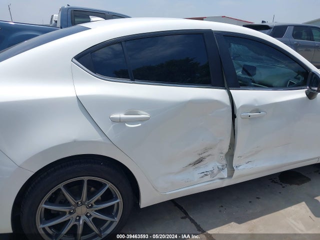 3MZBN1V74HM118483 Mazda Mazda3 Touring
