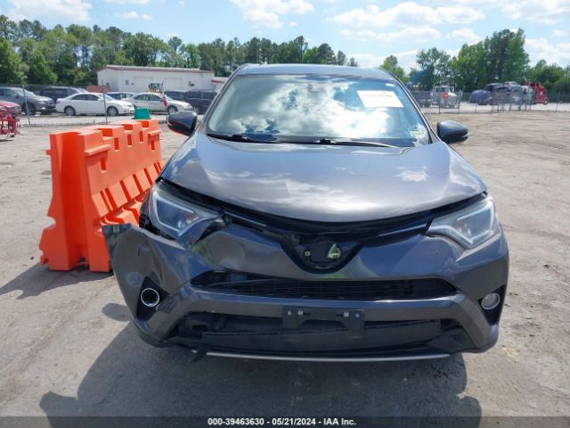 2T3RFREV7JW791476 Toyota Rav4 Xle
