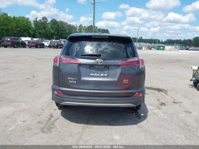 2T3RFREV7JW791476 Toyota Rav4 Xle