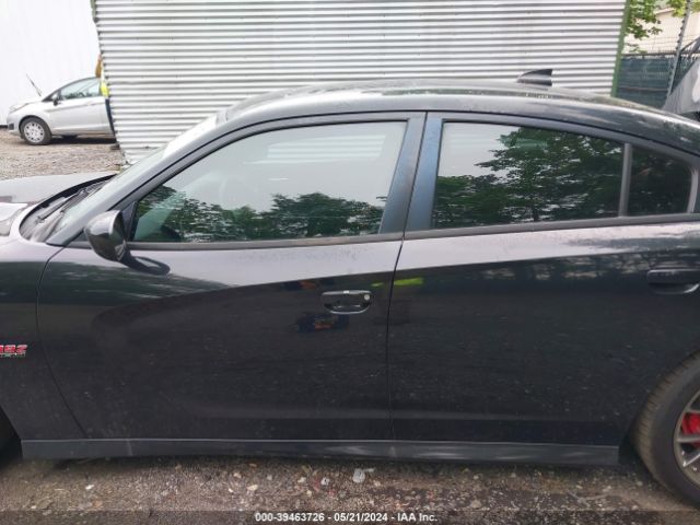 2C3CDXEJ9FH901615 Dodge Charger Srt 392