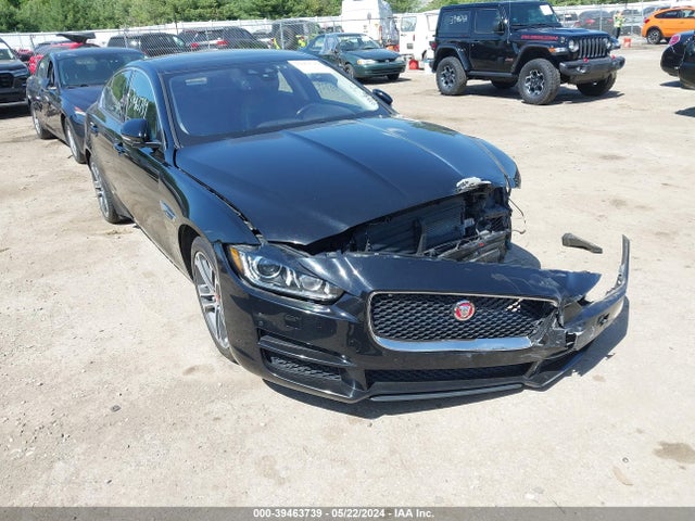 2017 JAGUAR XE SAJAJ4BV9HCP10589 Photo 0