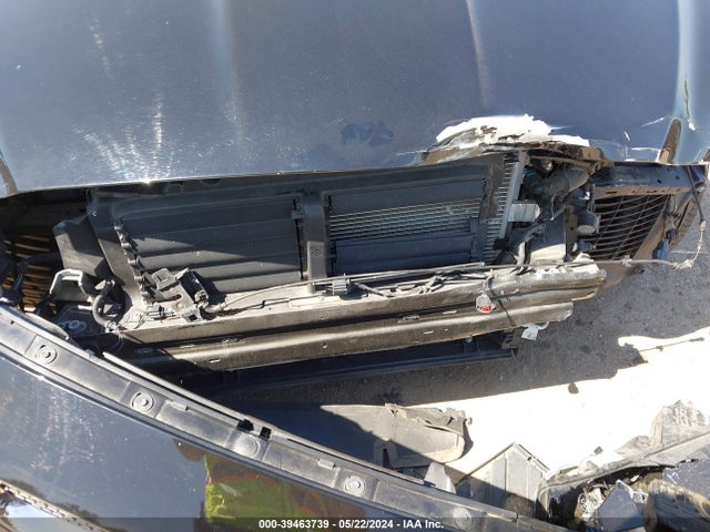 2017 JAGUAR XE SAJAJ4BV9HCP10589 Photo 9