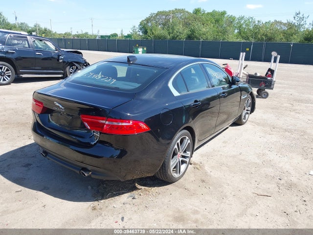 2017 JAGUAR XE SAJAJ4BV9HCP10589 Photo 3