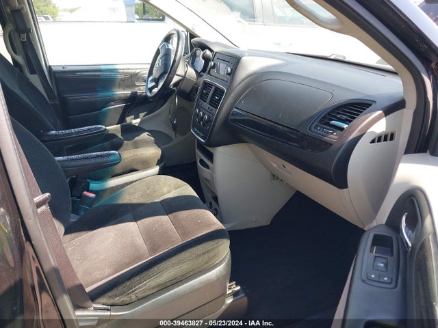 39463827 :رقم المزاد ، 2C4RDGBGXHR561581 vin ، 2017 Dodge Grand Caravan Se مزاد بيع