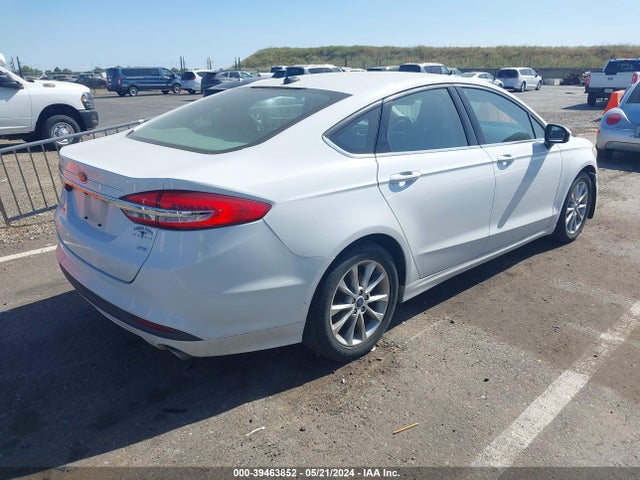 3FA6P0H72HR126112 Ford FUSION SE