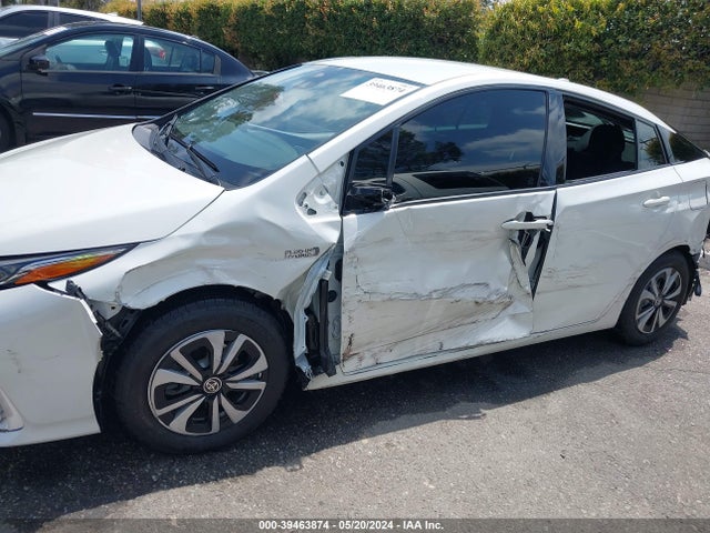 Toyota Prius Prime Plus 2018 JTDKARFP7J3082971 Image 14