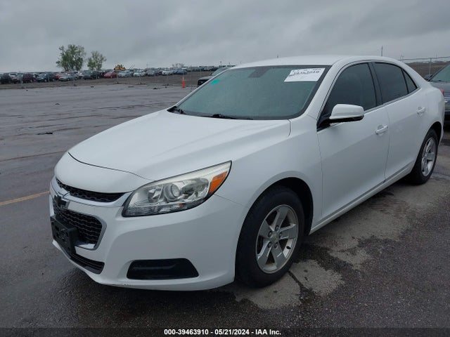 Chevrolet MALIBU 1LT 2015 1G11C5SL7FF103902 Image 2