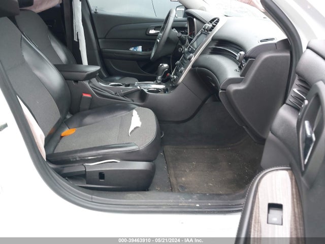 Chevrolet MALIBU 1LT 2015 1G11C5SL7FF103902 Image 5