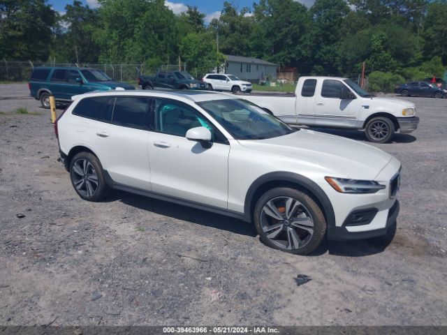 2023 VOLVO V60 CROSS COUNTRY YV4L12WYXP2112545