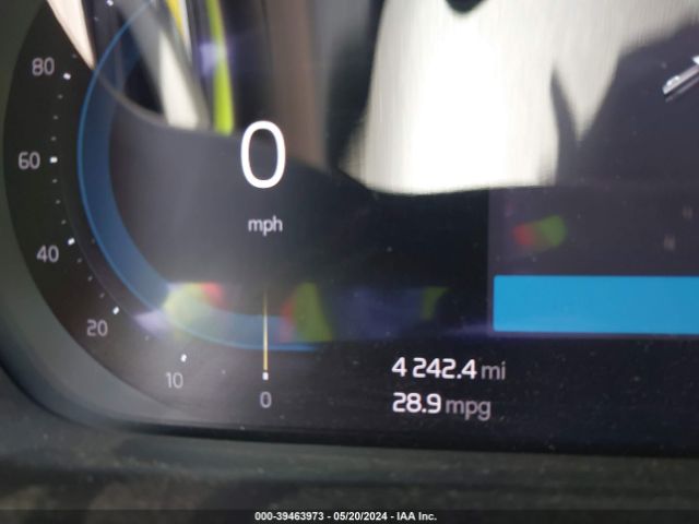 YV4L12UE1R2201805 Volvo Xc40 B5 Plus Bright Theme