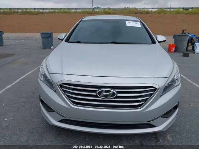Hyundai SONATA SE 2016 5NPE24AF5GH387183 Image 11