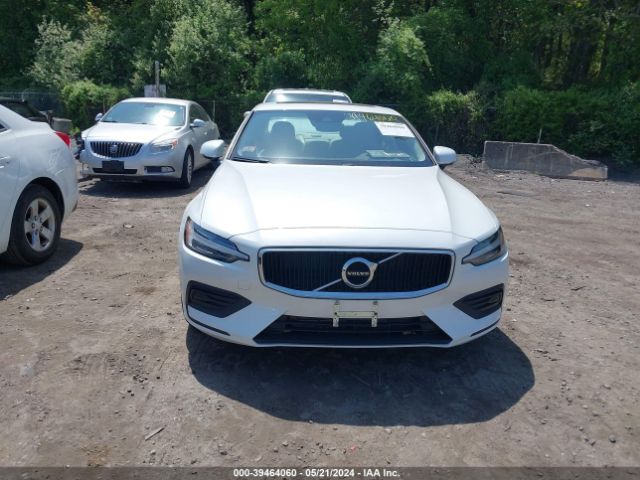 7JRA22TK1LG054850 Volvo S60 T6 Momentum