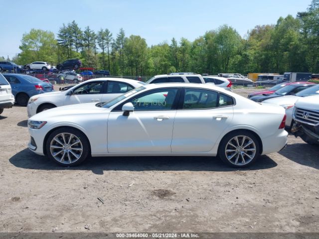 7JRA22TK1LG054850 Volvo S60 T6 Momentum