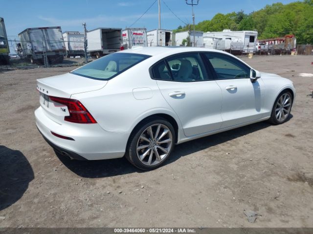 7JRA22TK1LG054850 Volvo S60 T6 Momentum