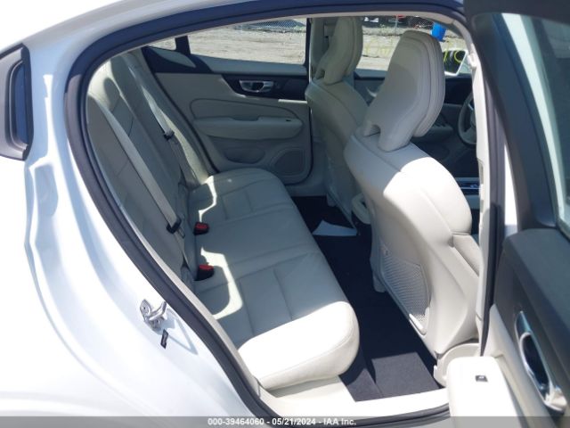 7JRA22TK1LG054850 Volvo S60 T6 Momentum