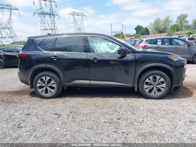 5N1AT3BB1MC681345 Nissan Rogue Sv Intelligent Awd