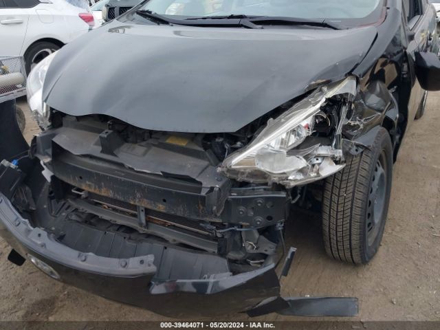 JTDKDTB32E1564255 Toyota Prius C One