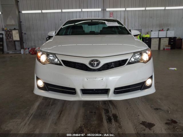 4T1BF1FKXEU414436 Toyota CAMRY SE
