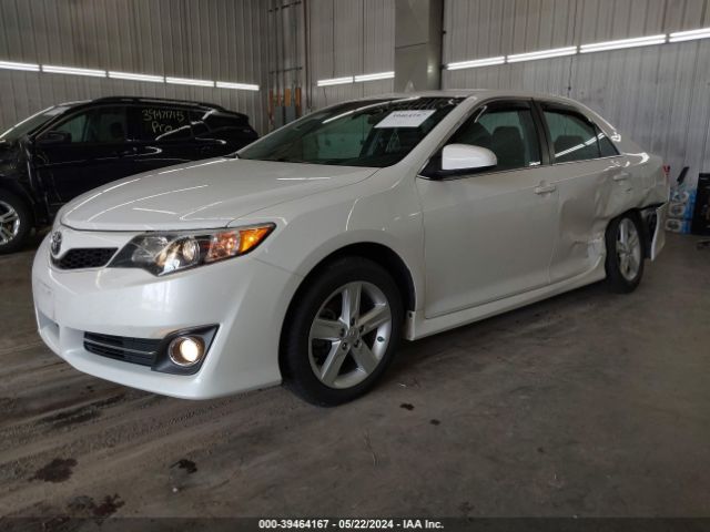 4T1BF1FKXEU414436 Toyota CAMRY SE