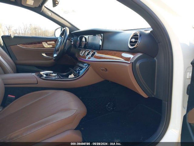 WDDZF4KB1HA031149 Mercedes-Benz E 300 4matic