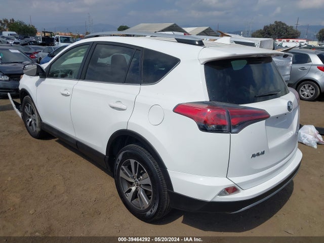 Toyota Rav4 Xle 2016 JTMRFREV5GD195420 Image 3