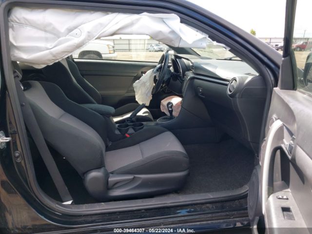 JTKJF5C71GJ016259 Scion TC