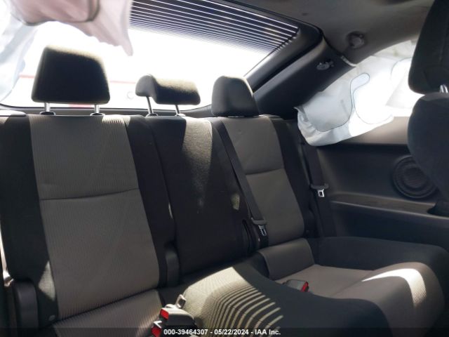 JTKJF5C71GJ016259 Scion TC
