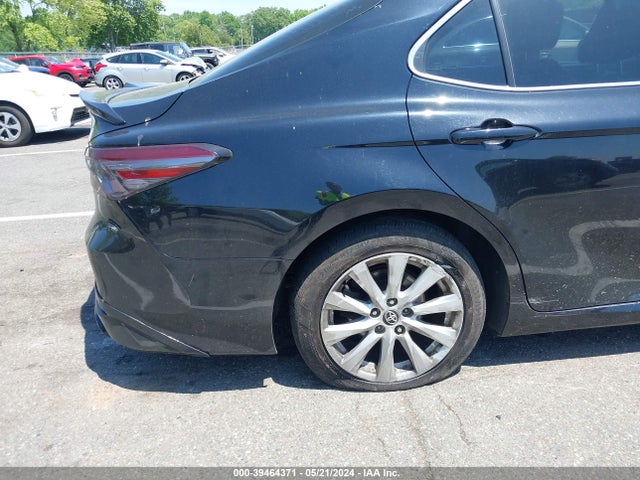 Toyota CAMRY LE 2018 JTNB11HK7J3046406 Image 17