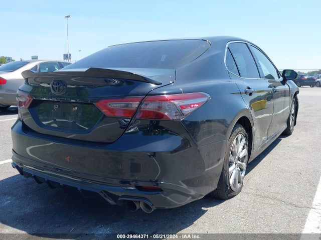Toyota CAMRY LE 2018 JTNB11HK7J3046406 Image 4