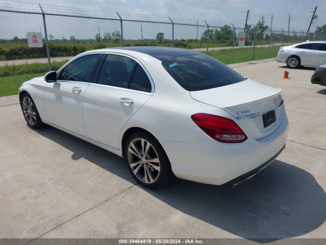 WDDWF4JB2GR152342 Mercedes-Benz C 300 Luxury/sport