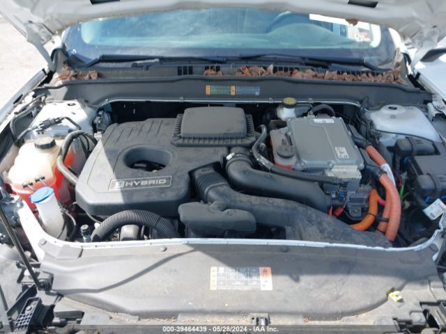 3FA6P0LU7KR204162 Ford Fusion Hybrid Se
