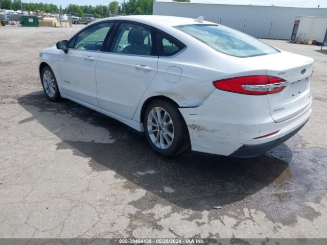 3FA6P0LU7KR204162 Ford Fusion Hybrid Se