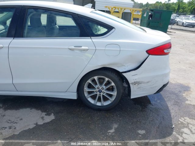 3FA6P0LU7KR204162 Ford Fusion Hybrid Se