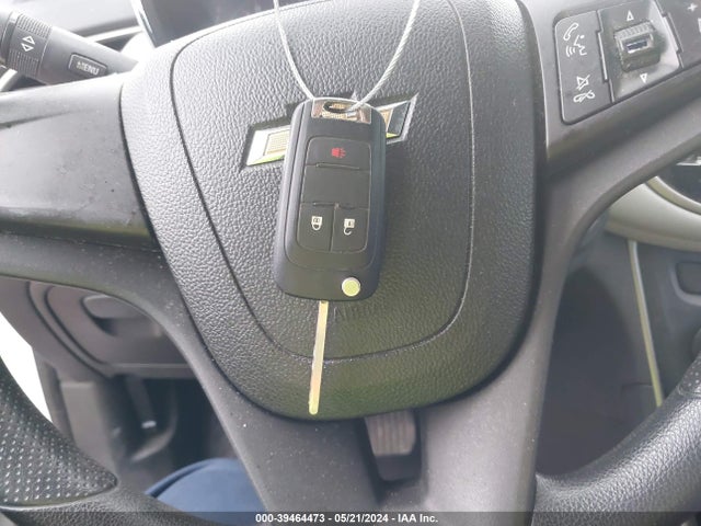 Chevrolet TRAX LS 2018 3GNCJNSB8JL235490 Image 11