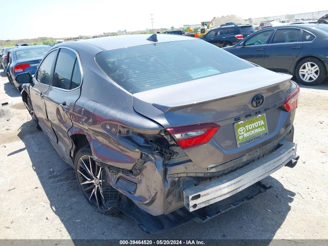Toyota CAMRY SE 2022 4T1G11AK3NU661423 Image 3