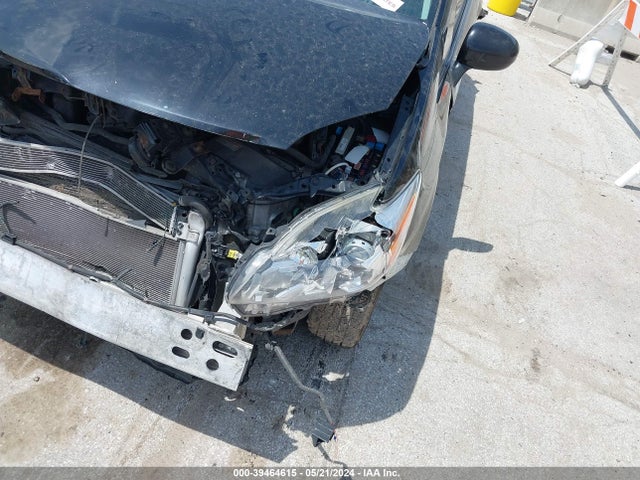 Toyota Prius Four 2015 JTDKN3DUXF1924747 Image 17