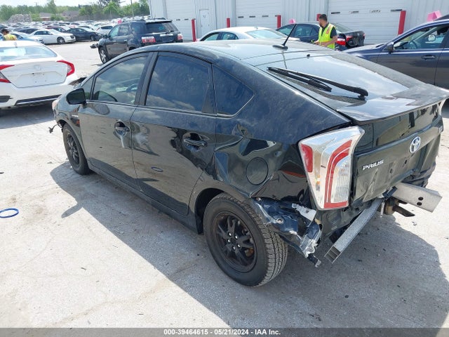 Toyota Prius Four 2015 JTDKN3DUXF1924747 Image 3