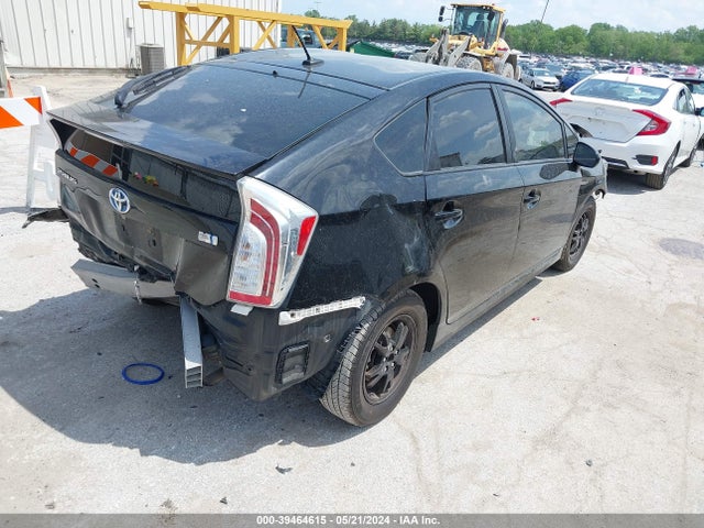 Toyota Prius Four 2015 JTDKN3DUXF1924747 Image 4