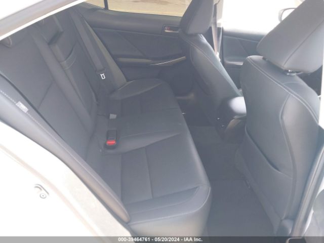 JTHBA1D2XK5089197 Lexus IS 300