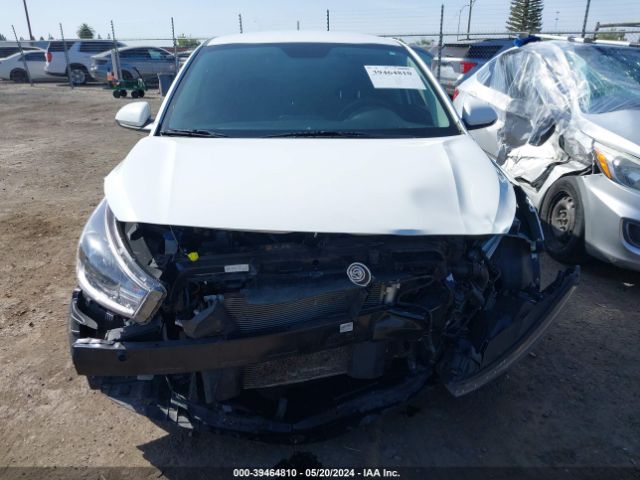 3KPA25AD7ME378035 KIA Rio 5-door S
