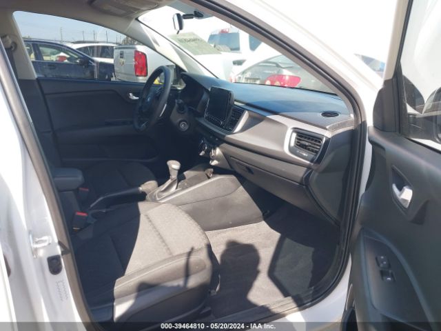 3KPA25AD7ME378035 KIA Rio 5-door S