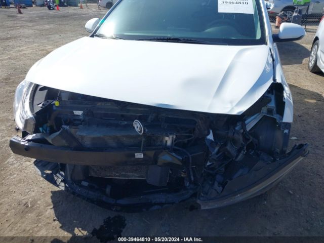 3KPA25AD7ME378035 KIA Rio 5-door S