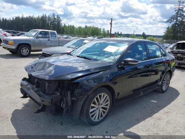 3VWL17AJ9EM373565 Volkswagen Jetta 1.8t Sel