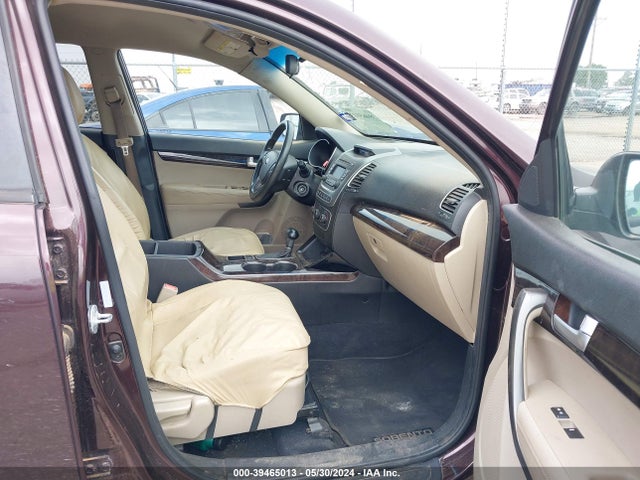 KIA Sorento Lx V6 2014 5XYKT4A78EG470913 Image 5