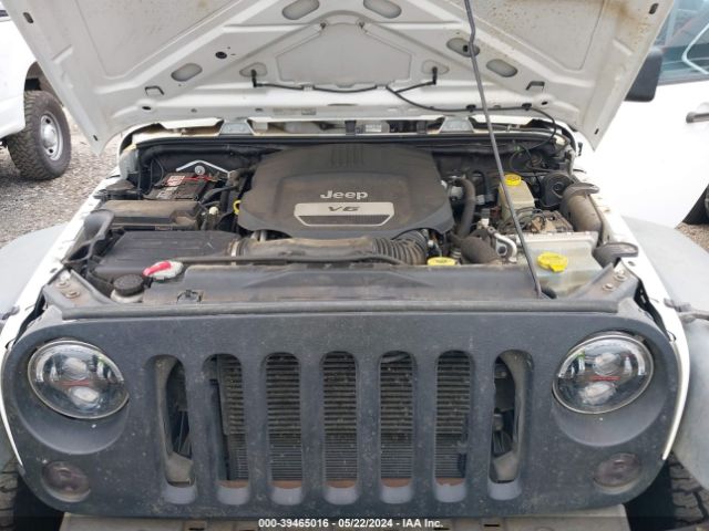 1C4BJWDG8EL117492 Jeep Wrangler Unlimited Sport